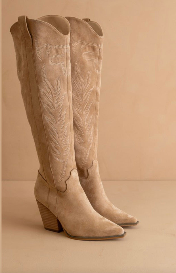 Almond Knee Boots