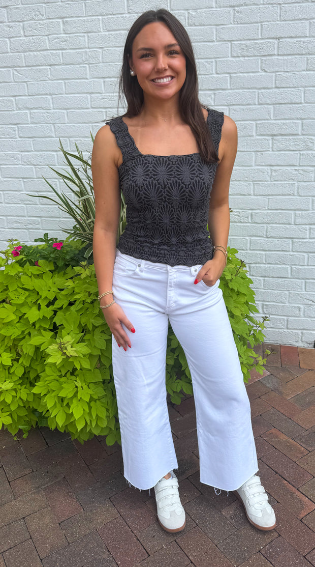 Ava Flower Tank